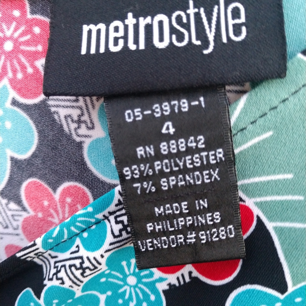 Metrostyle multi-colored, flower print dress - Picture 5 of 7